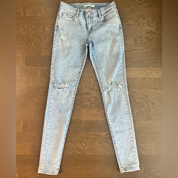 Levi’s Jeans - Picture 3 of 6